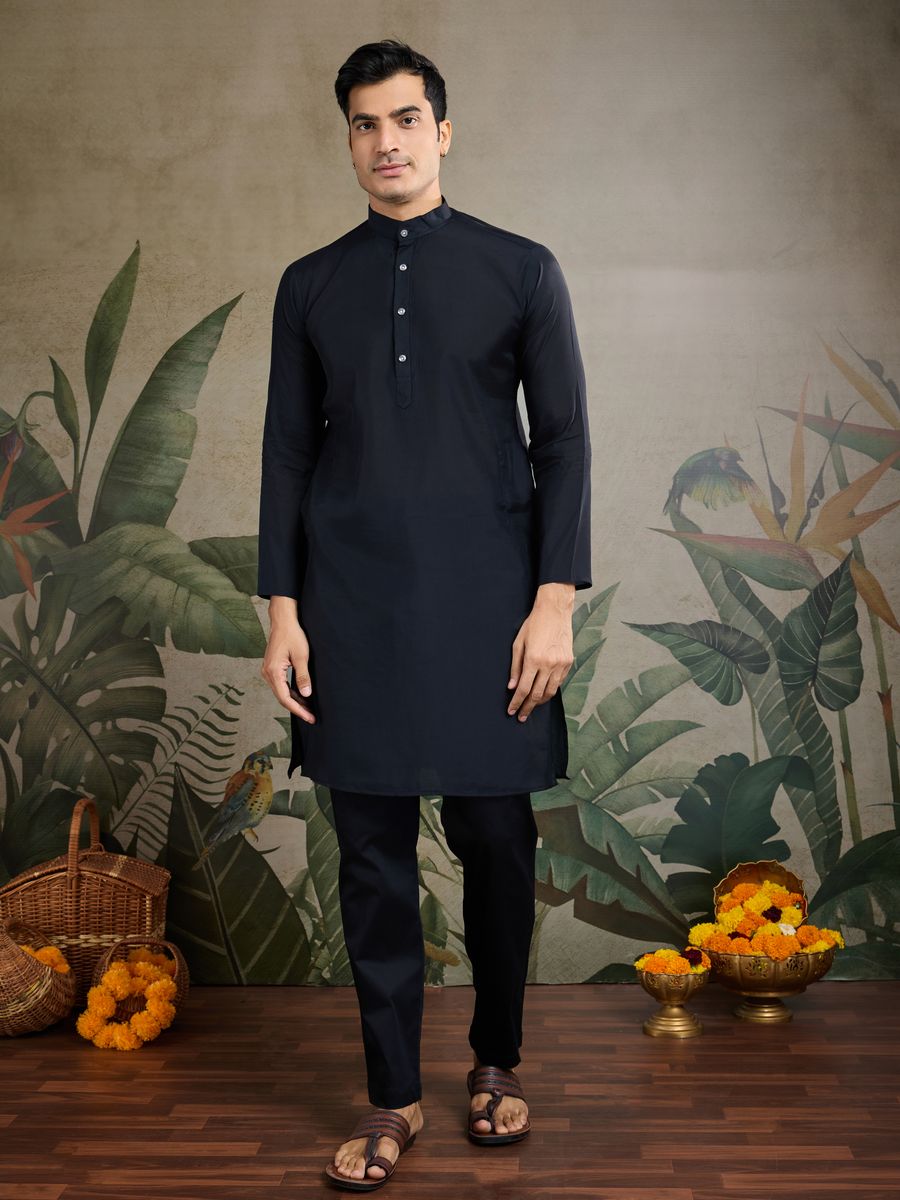 BLACK VISCOSE SILK THREAD & SWAROVSKI EMBOIDERED WORK KURTA KOTI - qivii