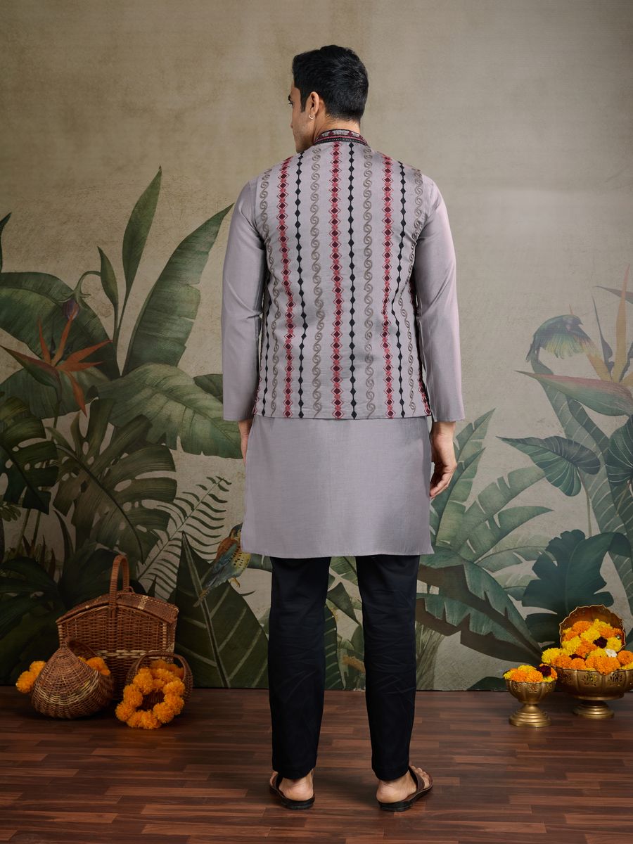 GREY VISCOSE SILK THREAD & SWAROVSKI EMBOIDERED WORK KURTA KOTI - qivii