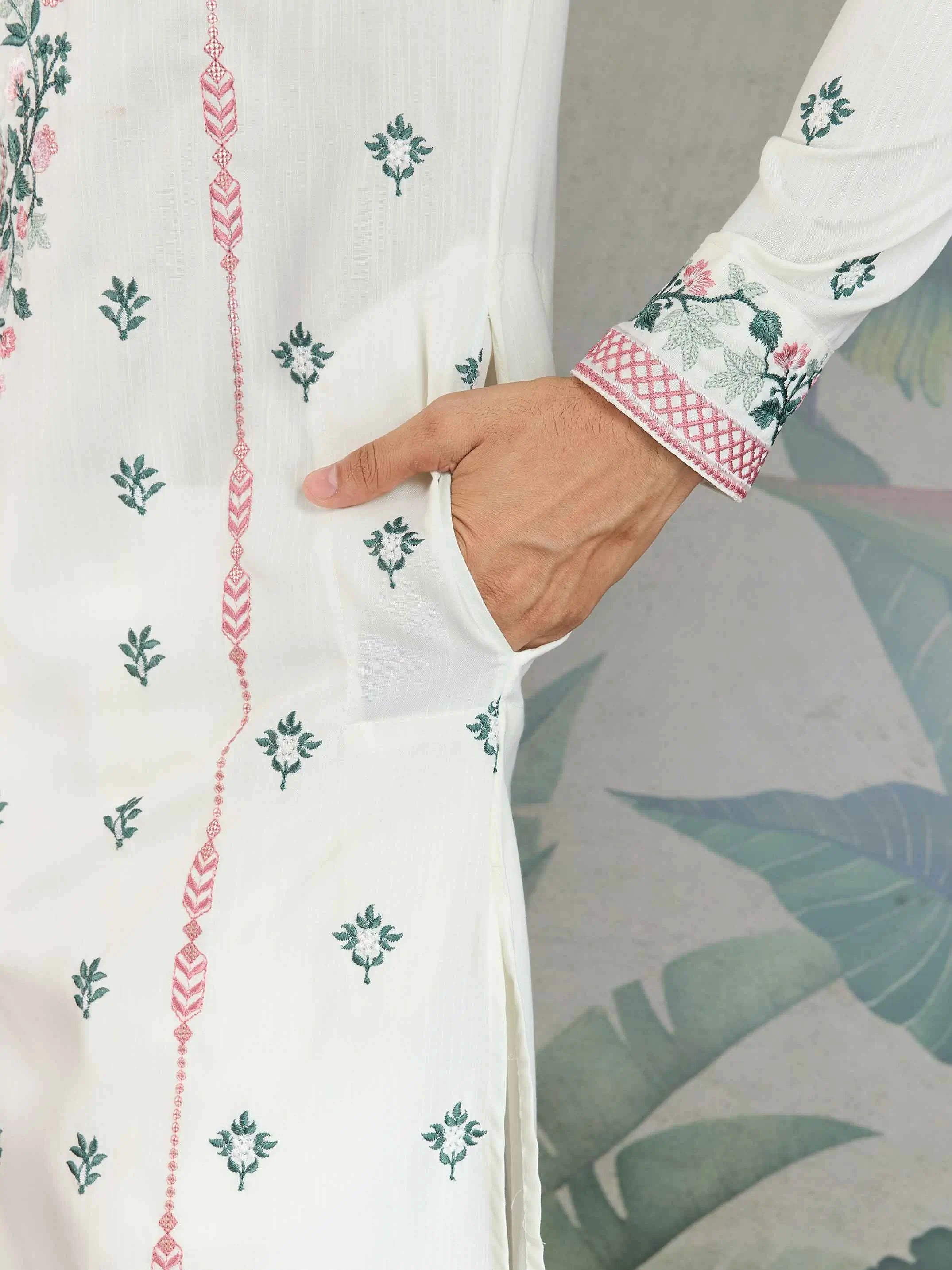 White Viscose Silk Thread And Sequins Embroidery Work Kurta With Pant - qivii