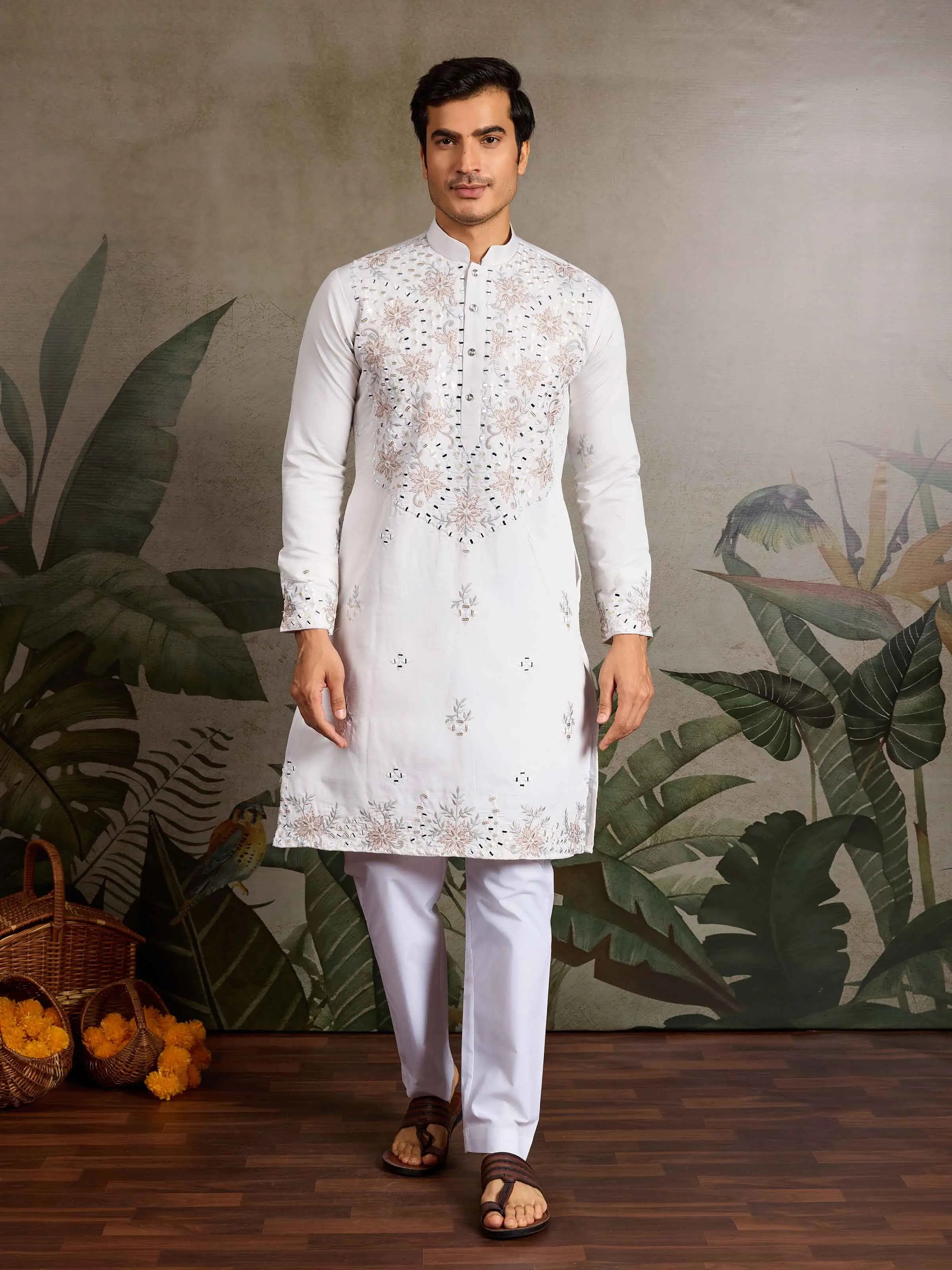 Elegant White Kurta Set With Mirror & Sequins Embroidery - qivii