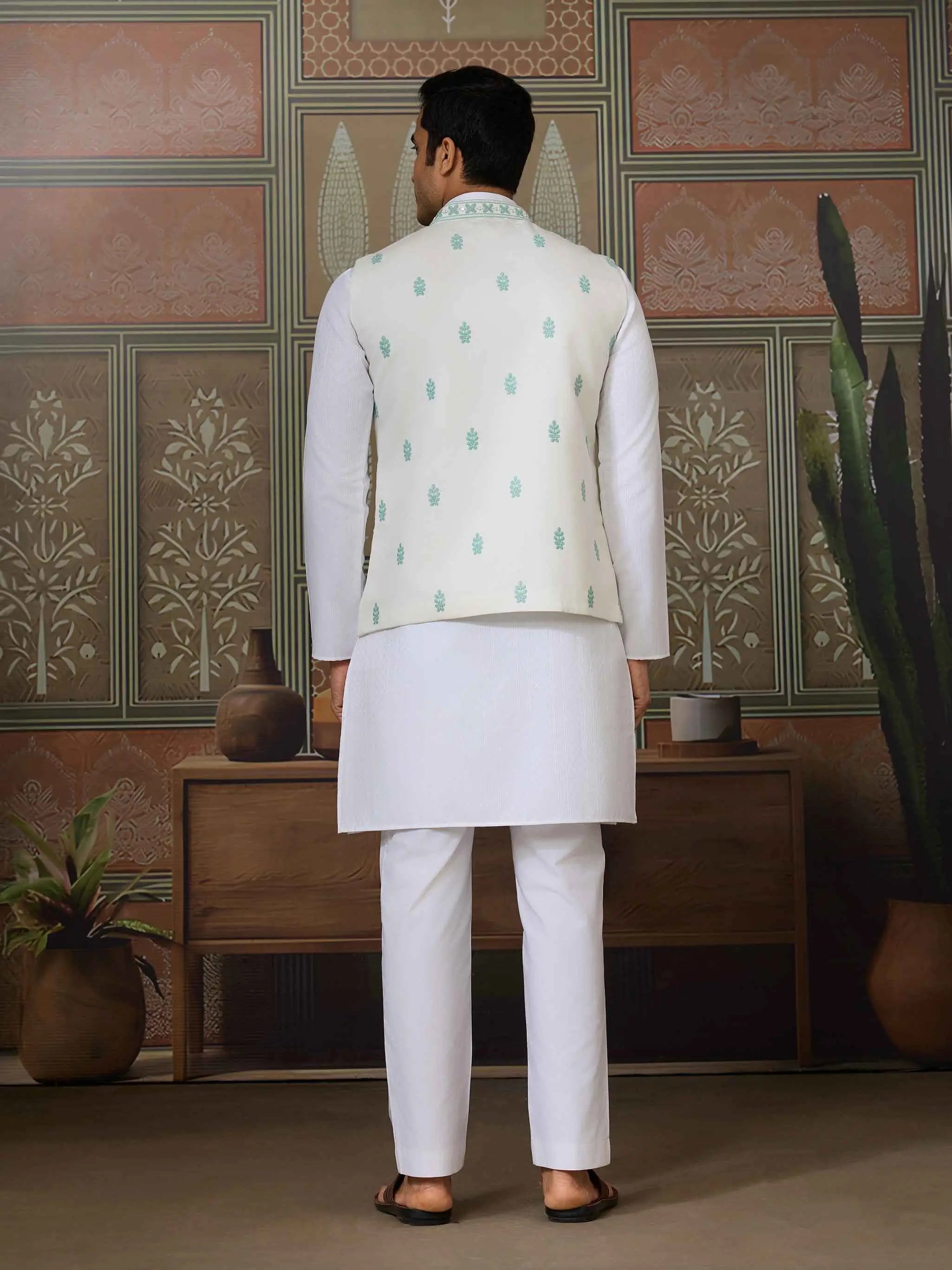 Green Silk Kurta Set With Embroidery & Mirror Work Koti