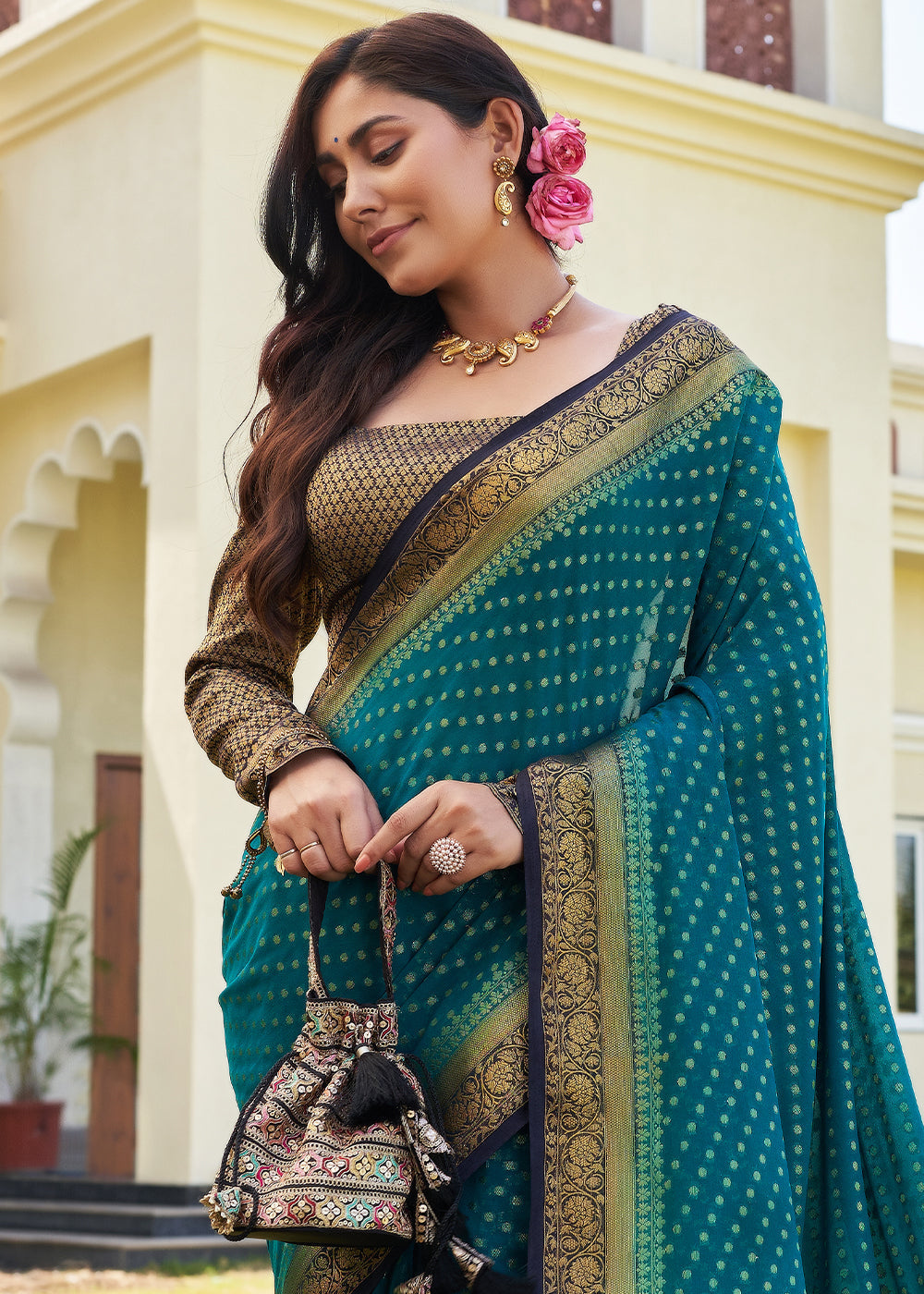 Star Command Blue Zari Woven Georgette Saree with Contrast Blouse & Pallu - qivii