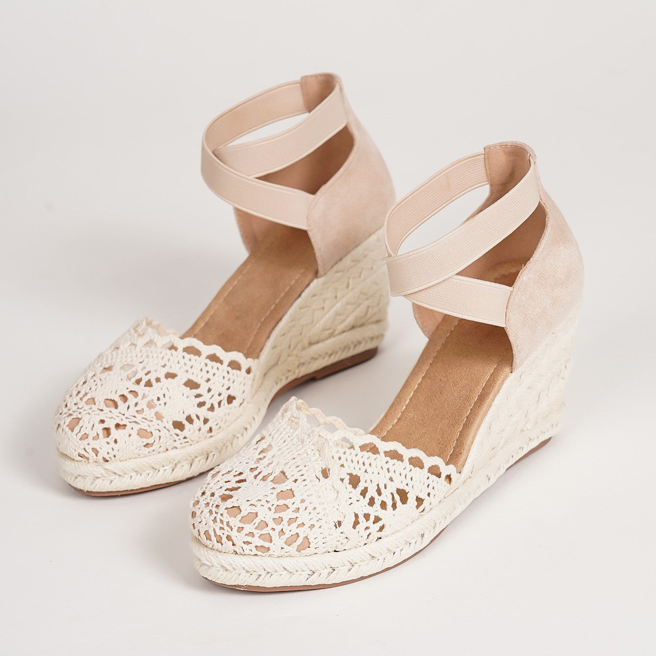 Women’s LaceRoma Ballet Wedge Sandals – Cross-Strap Round Toe Lace Platform Wedge Sandals (US 4–10.5)