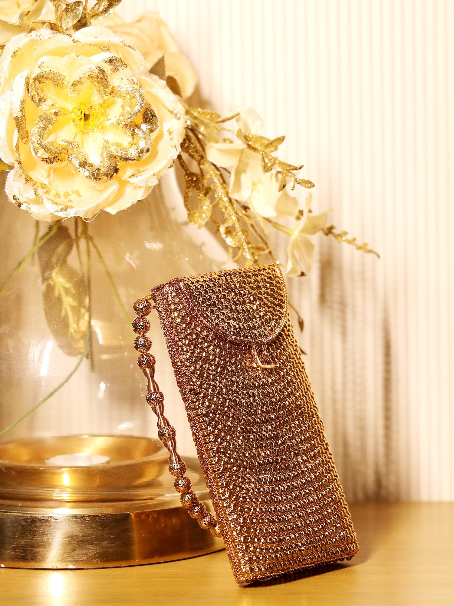 Sidra Golden Mobile Pouch - qivii