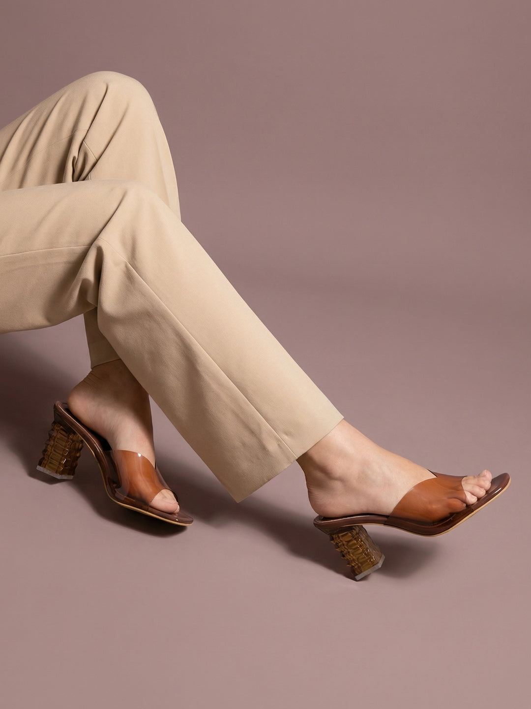 Vitra Heels