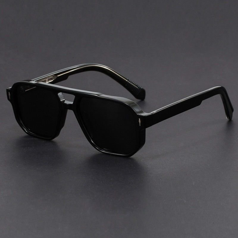 Ravino Oversized Retro Shades - By Qivii