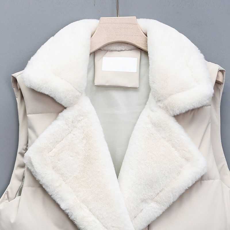 Adriana Elegant Fur Vest - By Qivii
