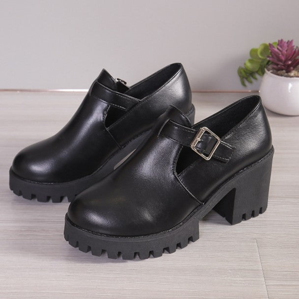 Women’s Elevare Buckle Round-Toe Platform Pumps – Chunky Heel Fashion Shoes (US 5–10)