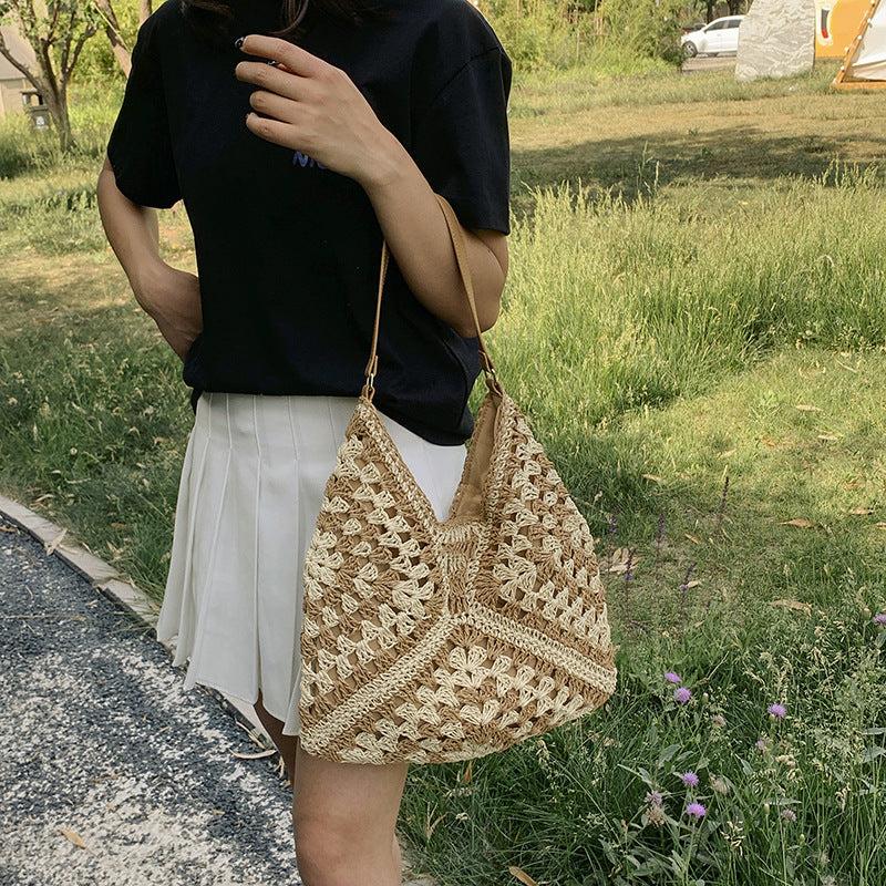 Blana | Tote Bag - By Qivii