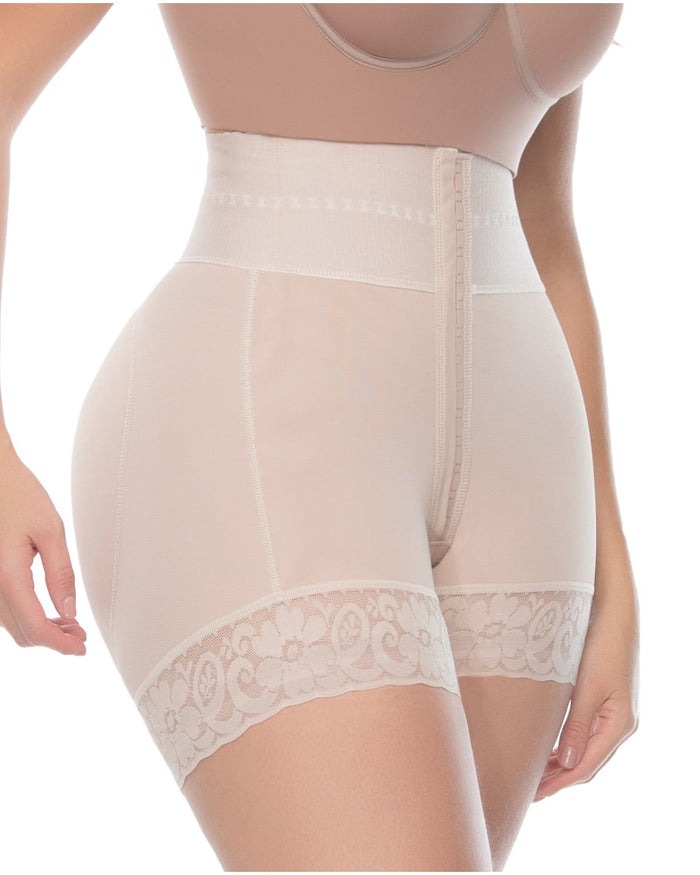 Shapshe® Double Compression High Waisted BBL Shorts With Mid-section Tummy Control Panties - By Qivii
