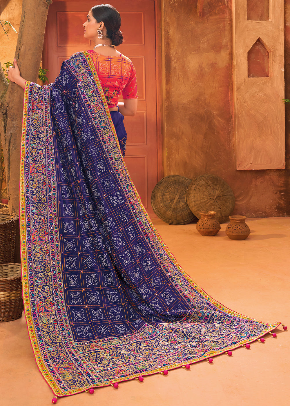 Admiral Banarasi Silk Saree with Cut-Dana,Mirror & Kachhi work - qivii