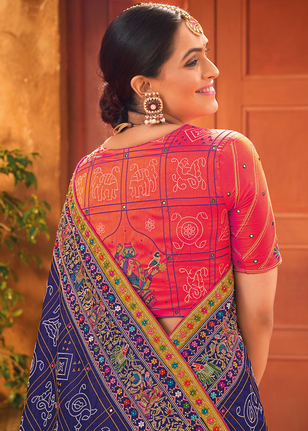 Admiral Banarasi Silk Saree with Cut-Dana,Mirror & Kachhi work - qivii