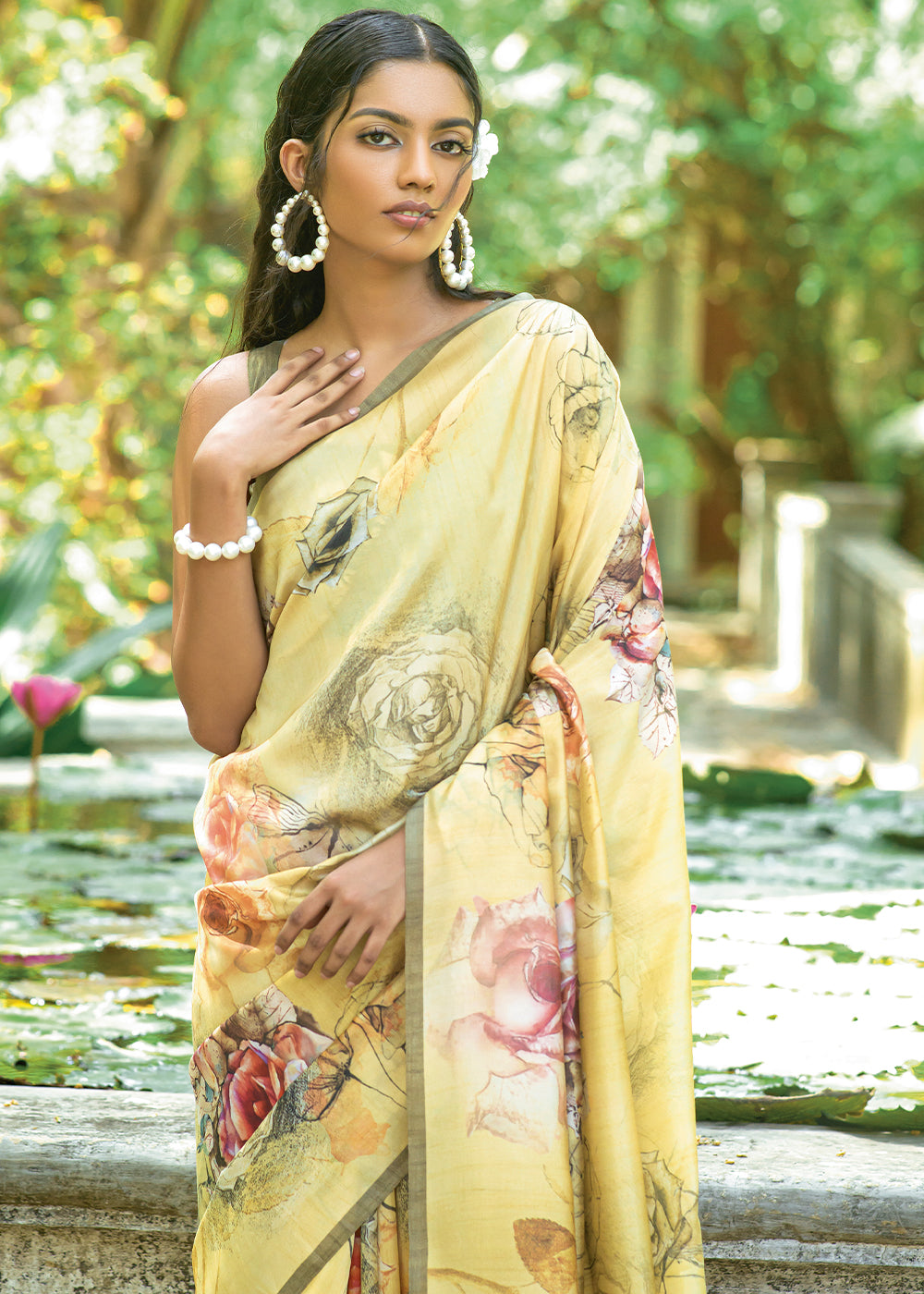 Blonde Yellow Floral Printed Silk Saree - qivii