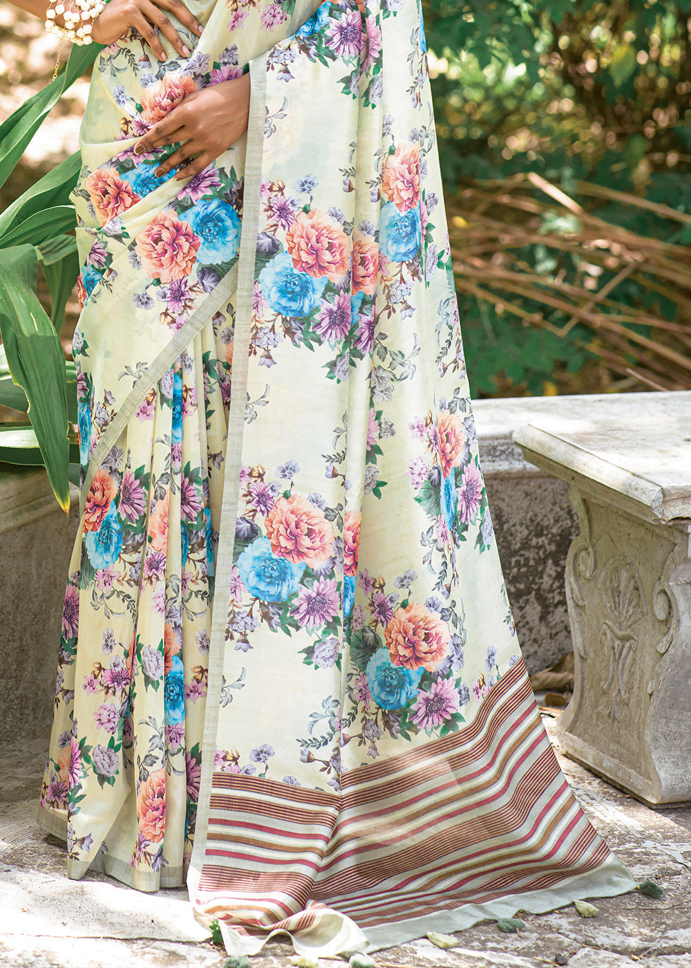 Parchment White Floral Printed Silk Saree - qivii