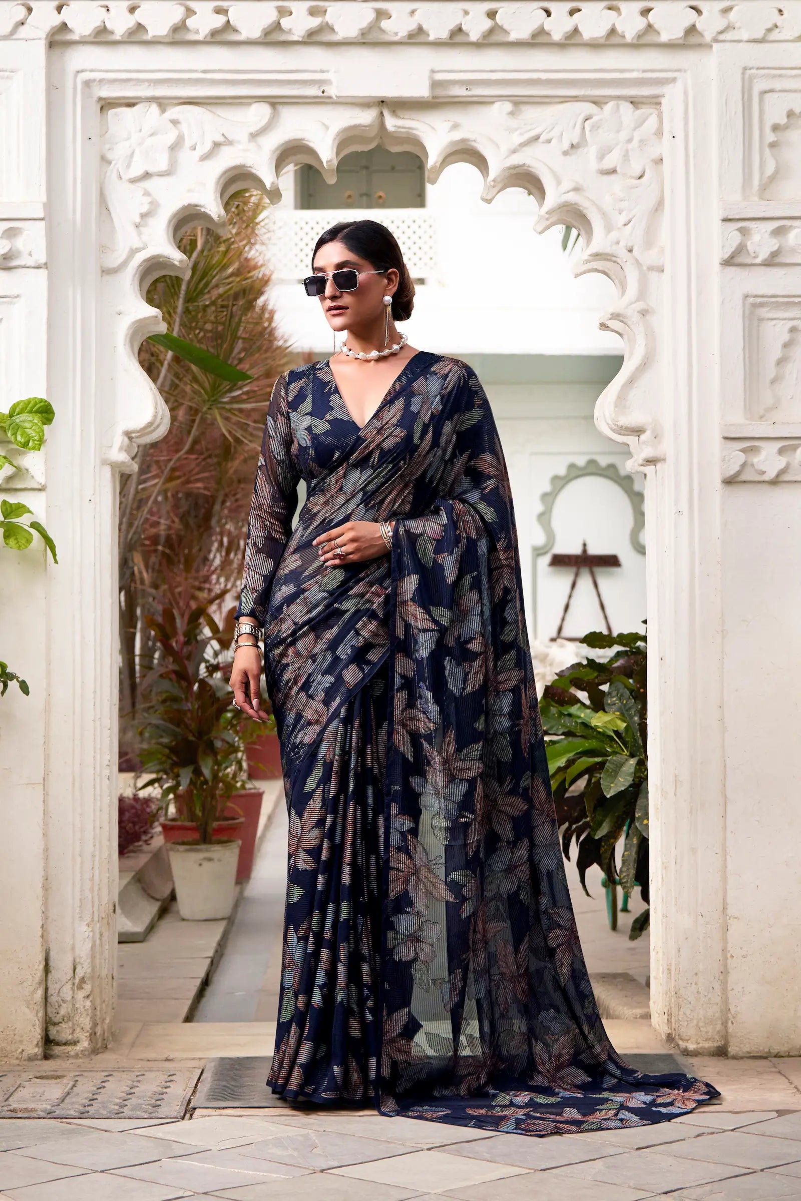 Navy Blue Floral Lurex Brasso Saree - qivii