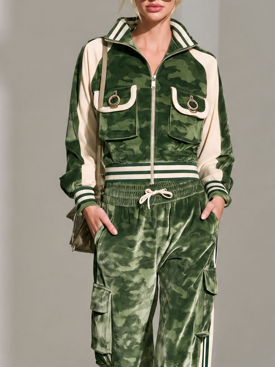 Stylish Retro Green Camouflage Velvet Print Jacket And Pants Set - By Qivii