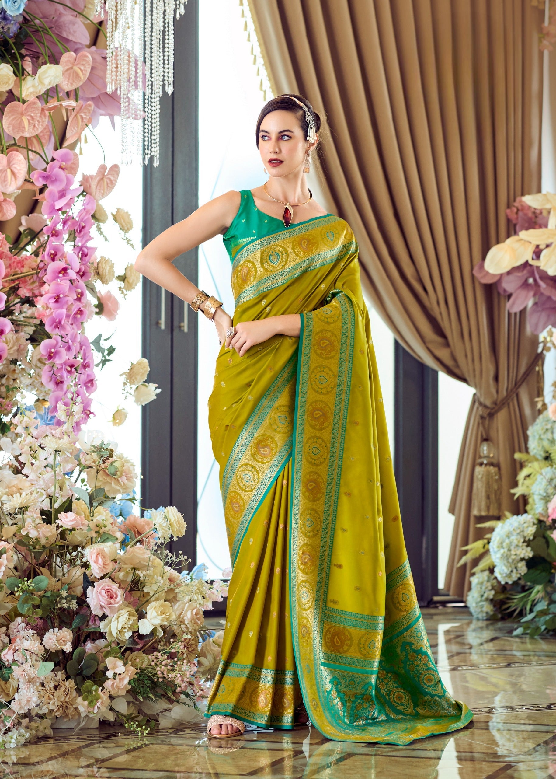 Pure Soft Banarasi Silk Saree with Zari Weaving Contrast Border and Designer Pallu