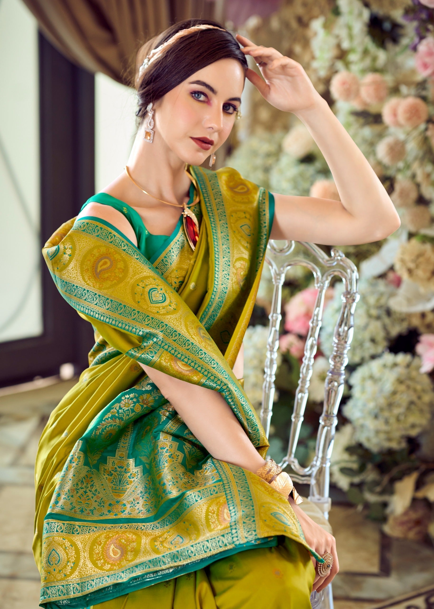 Stunning Pure Soft Banarasi Silk Saree with Designer Pallu and Zari Weaving
