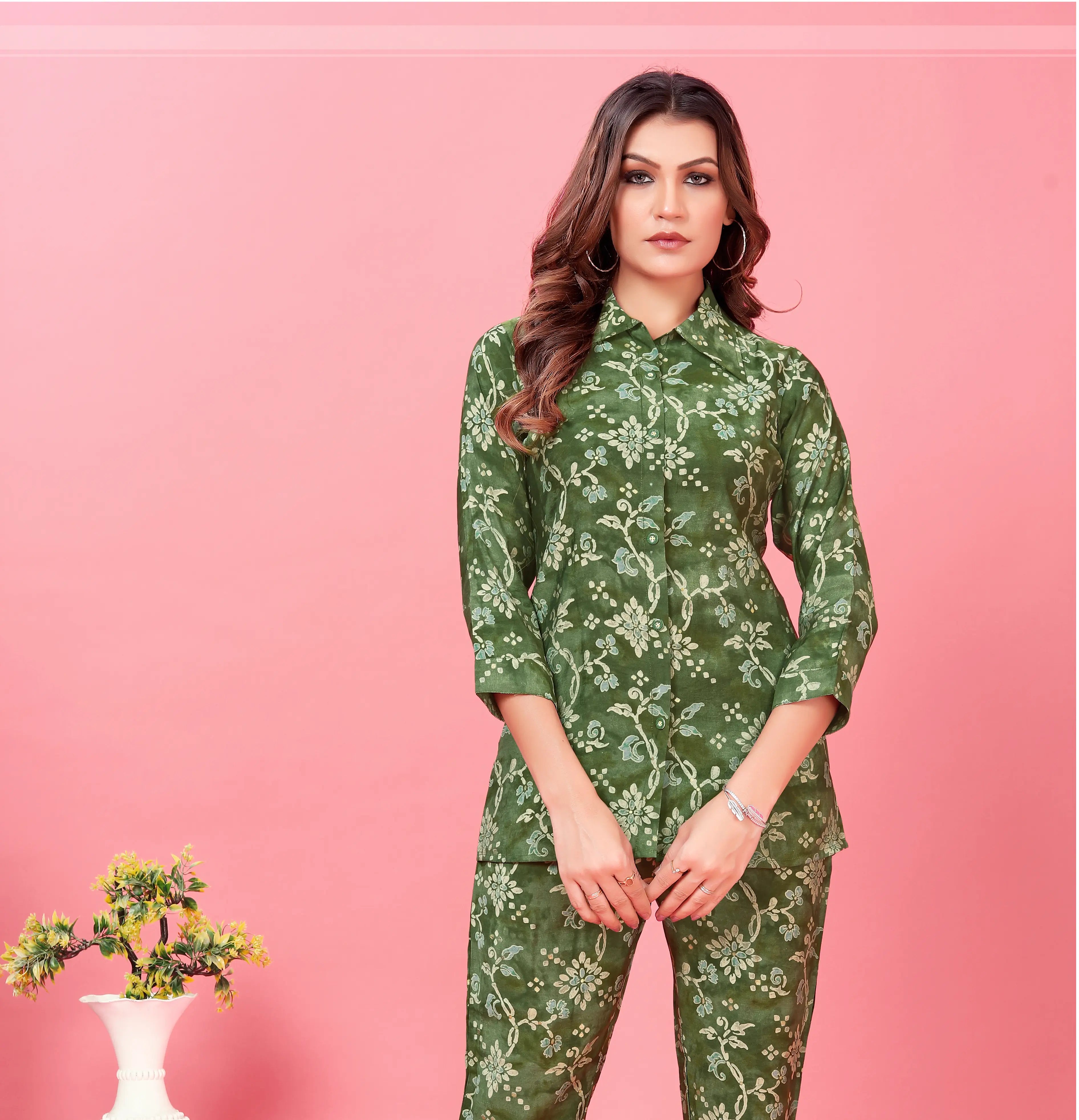 Green Chanderi Co-ord Set. - qivii