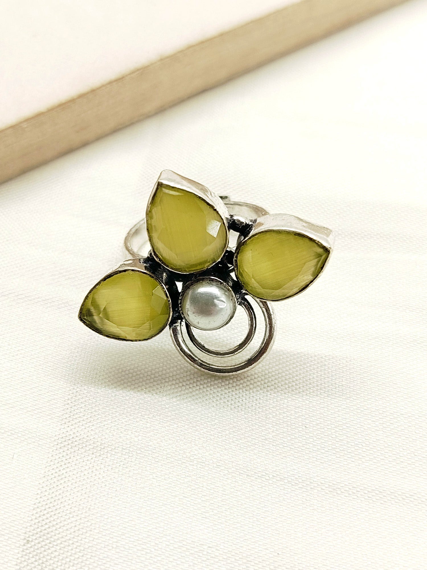 Tamnna Yellow Oxidized Finger Ring - qivii