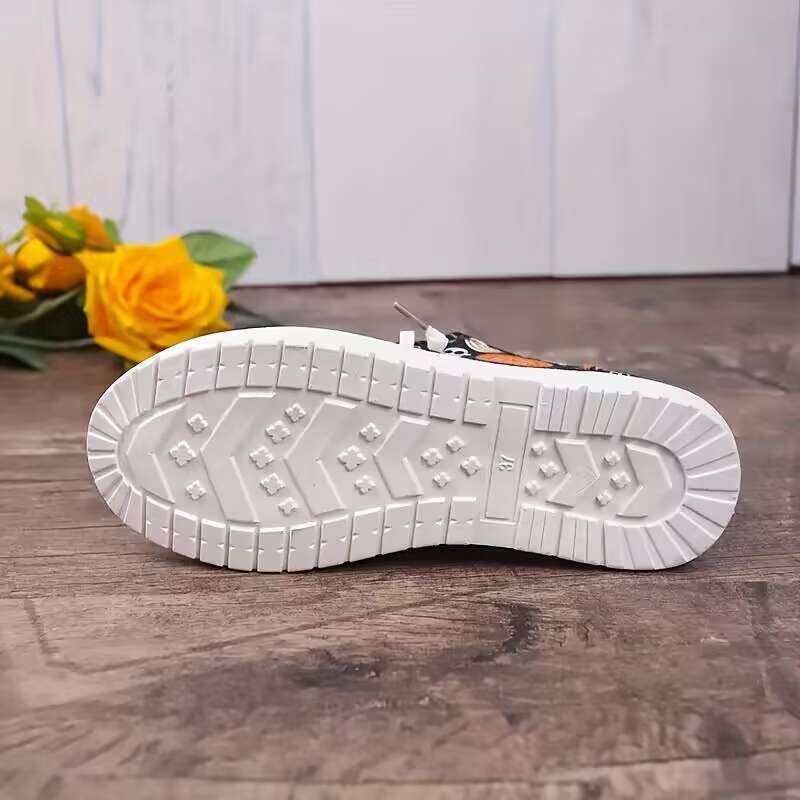 Women‘s Spooky Chic Canvas Sneakers - Halloween Pumpkin Skeleton Print Casual Shoes- US(5-9)
