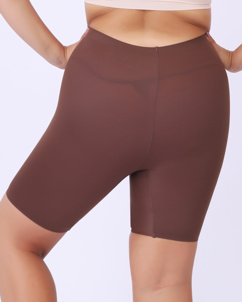 Mid-rise Seamless Shaping Shorts with Tummy control and Hip lift - By Qivii