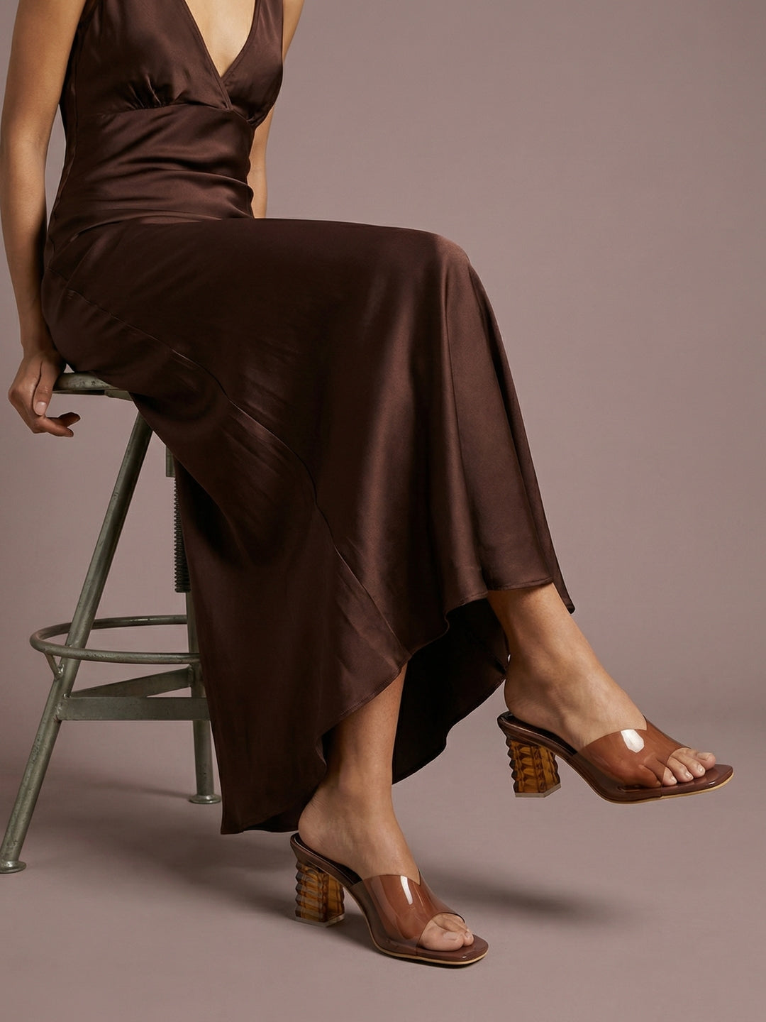 Vitra Heels