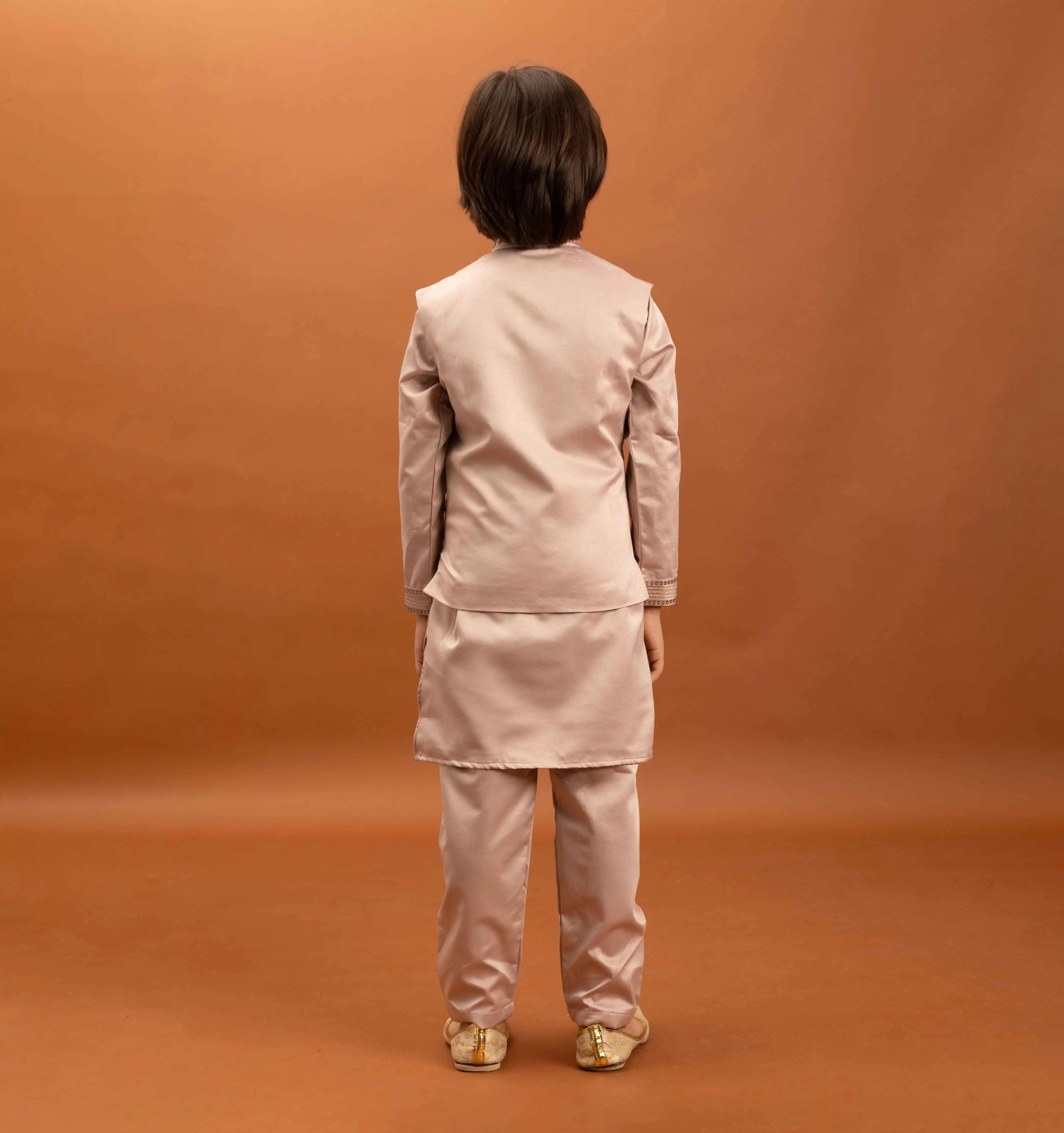Rose Gold Kurta Set With Mirror & Sequins Embroidered Koti