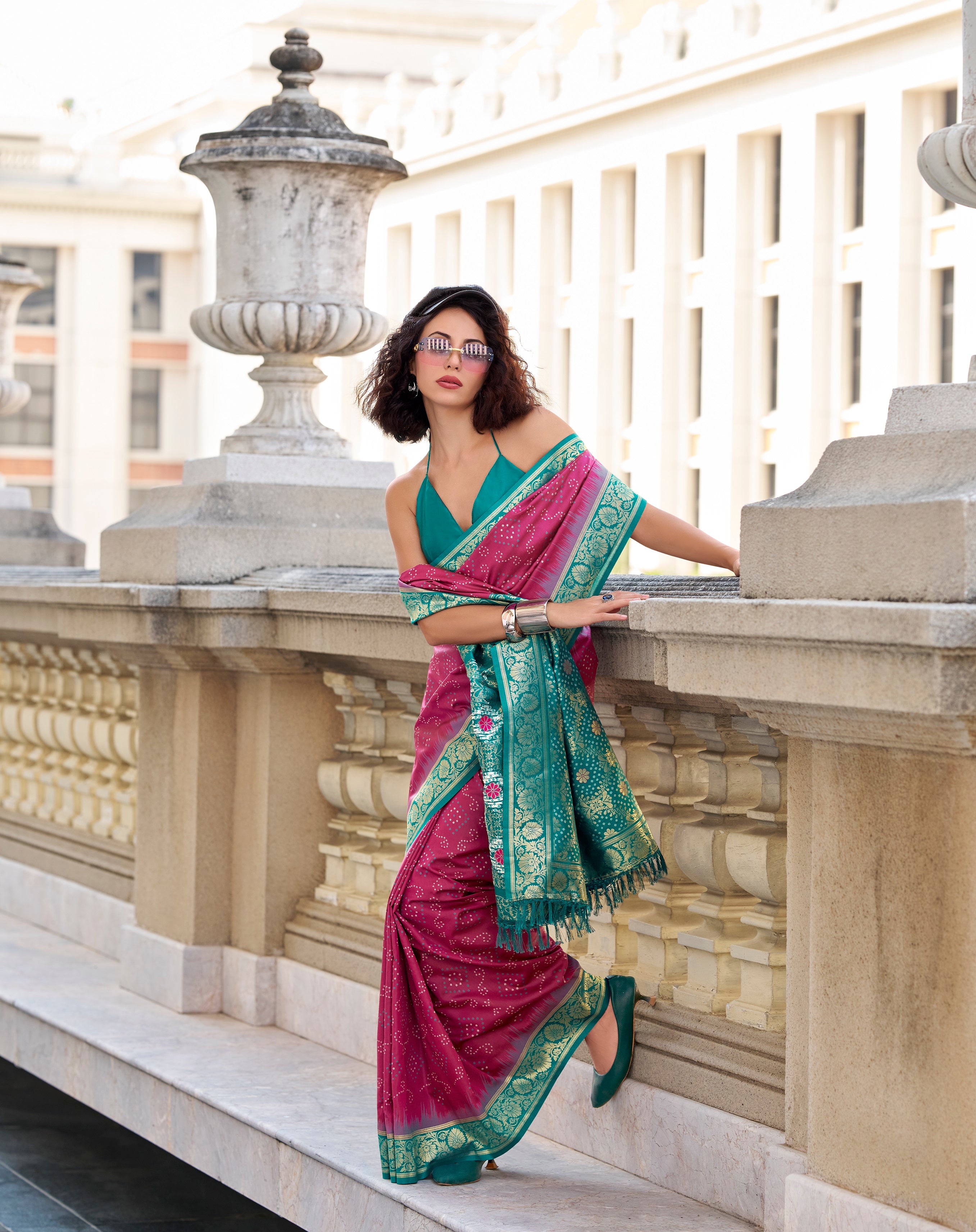 Pink Soft Silk Ikkat Design Bandhani With Weaving Beautiful Border Saree - qivii