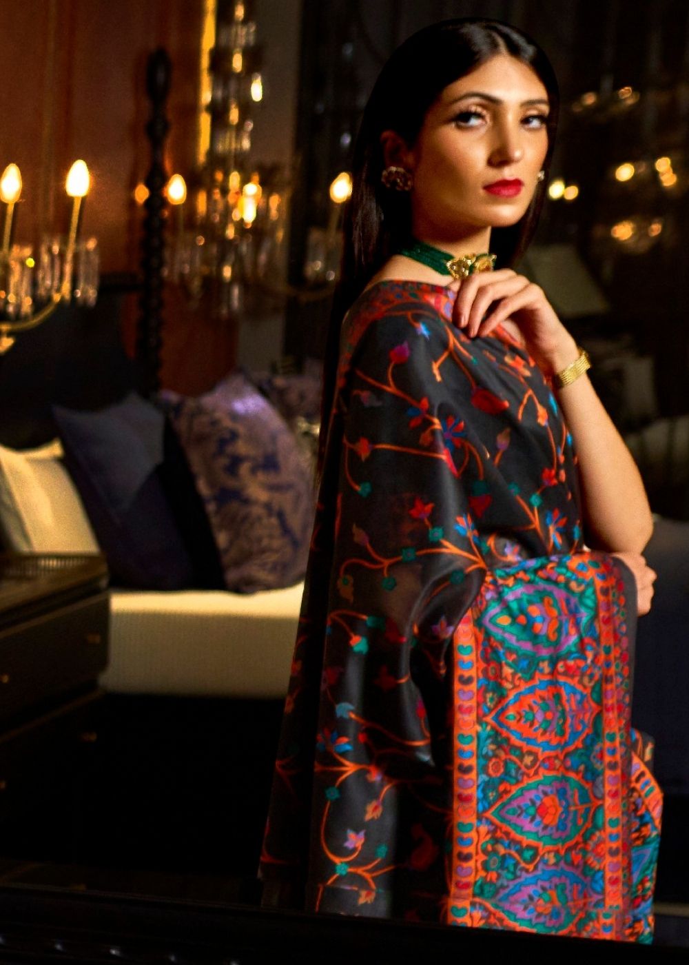 Ebony Black Banarasi Jamawar Woven Silk Saree - qivii