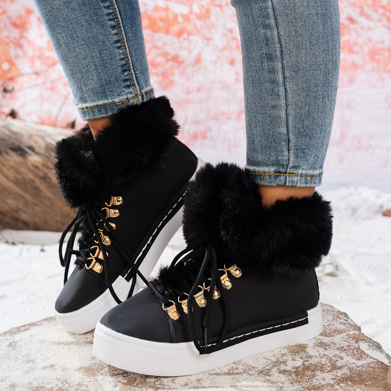 Women's Heritage Plush Snow Boot - Platform Winter Boots with Faux Fur Lining & Classic Lace-Up Design (US 5-10.5)