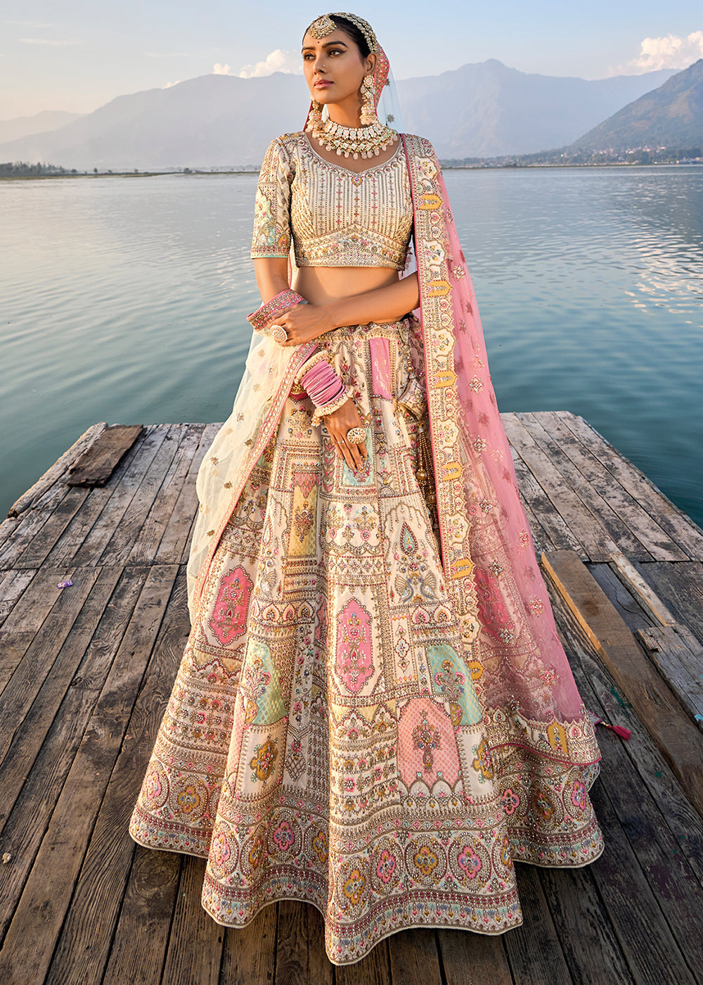 Banarasi lehenga for bride best sale