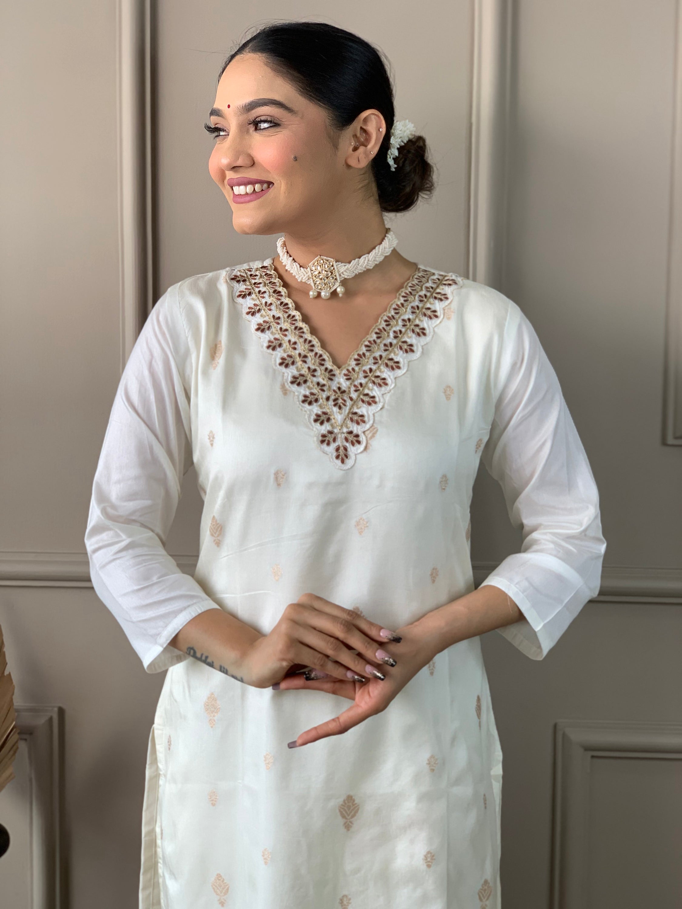 Fully stitched white pant suit in sizes XS to XXL for formal events