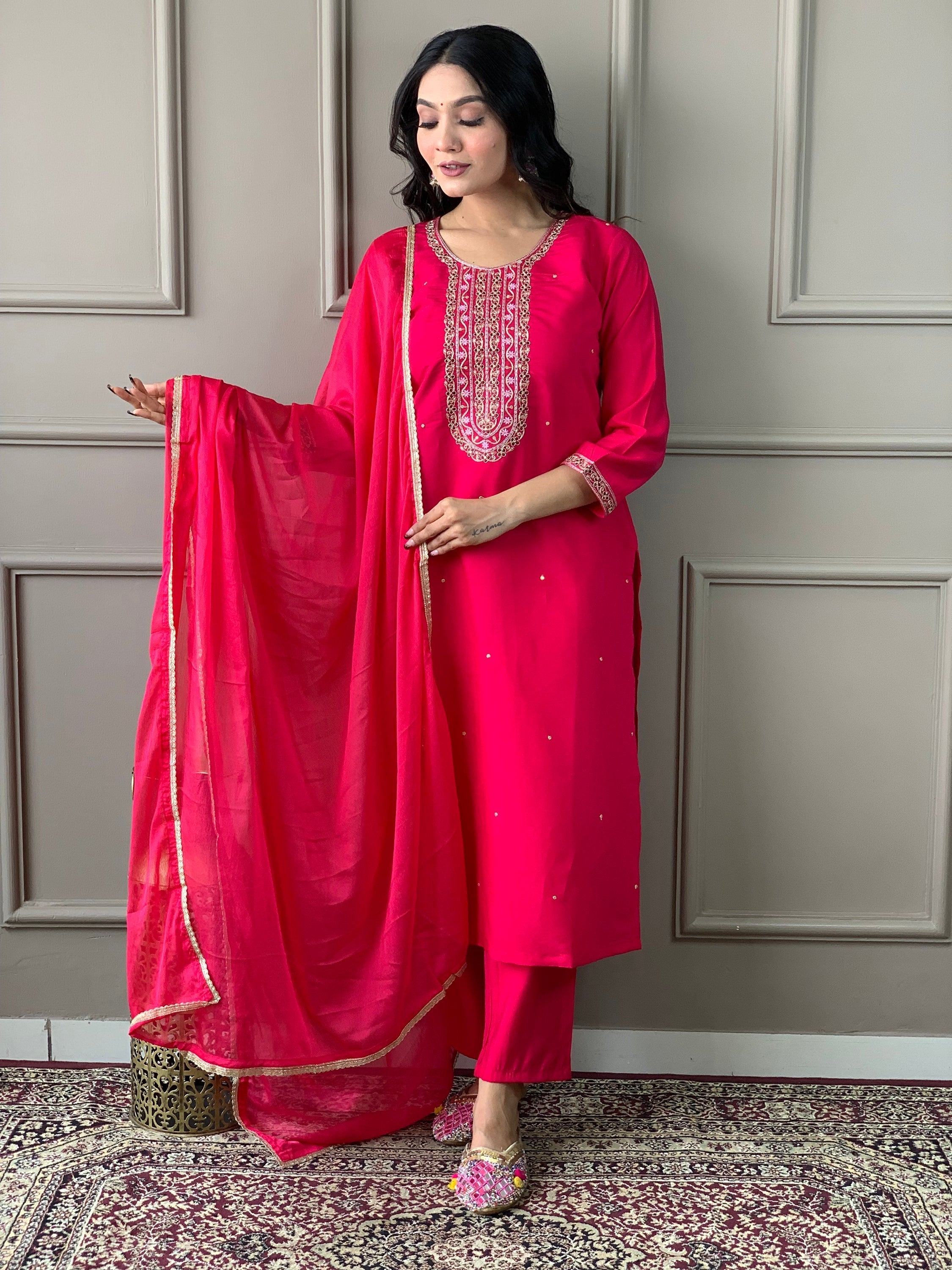 Ideal choice for festivals, events, and special occasions, enhancing stunning appeal with the right accessories