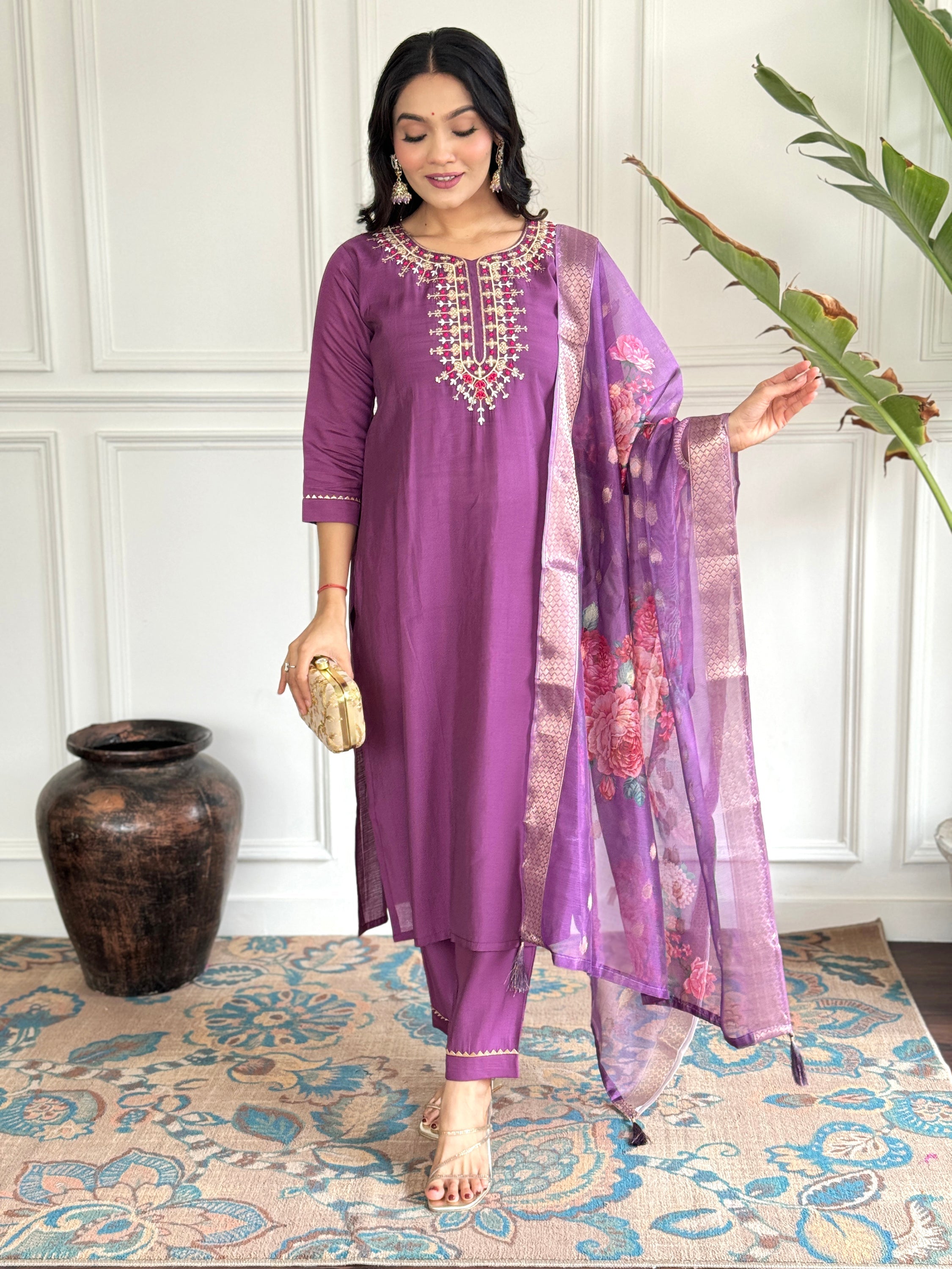 Ideal for events, festivals, and functions, expressing personal style with confidence