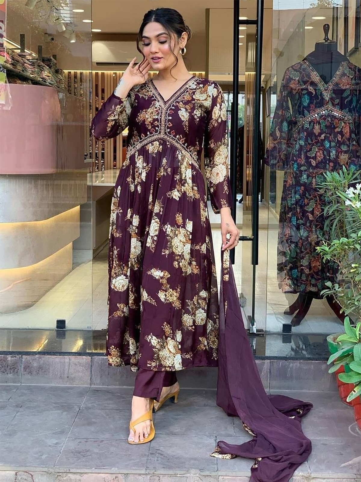 Magnetic Wine Floral Printed Georgette Event Wear Pant Suit for Women