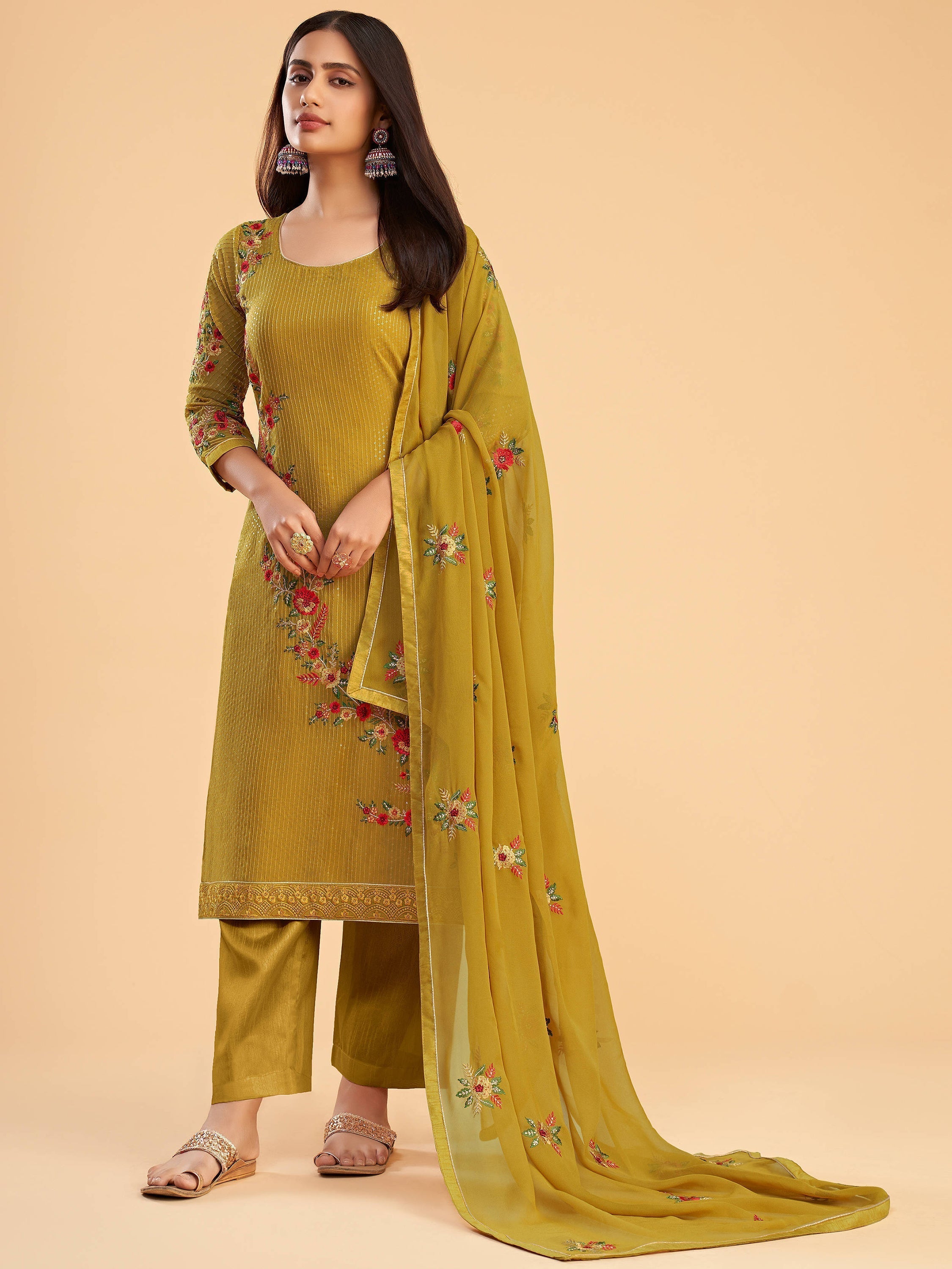Yellow georgette dupatta with butta work