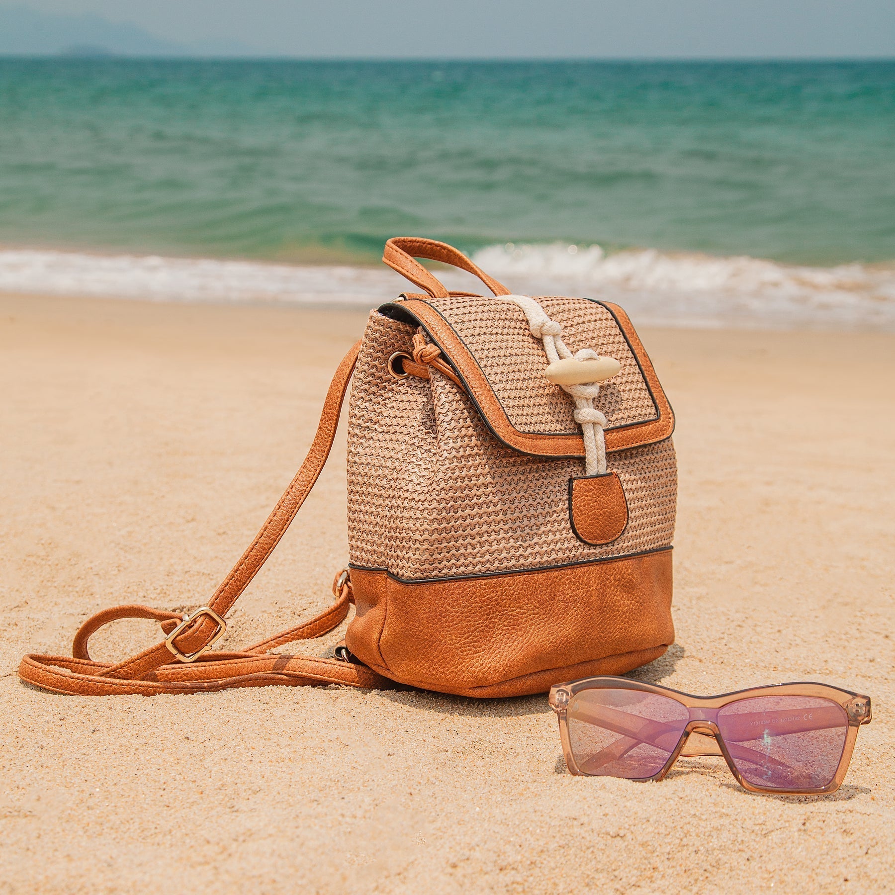 Liorra | Backpack - By Qivii