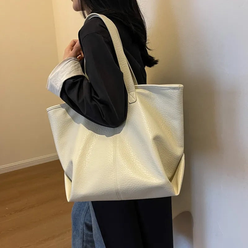 Manya | Tote Bag - By Qivii