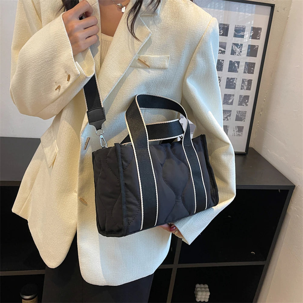 Junne | Crossbody Bag - By Qivii