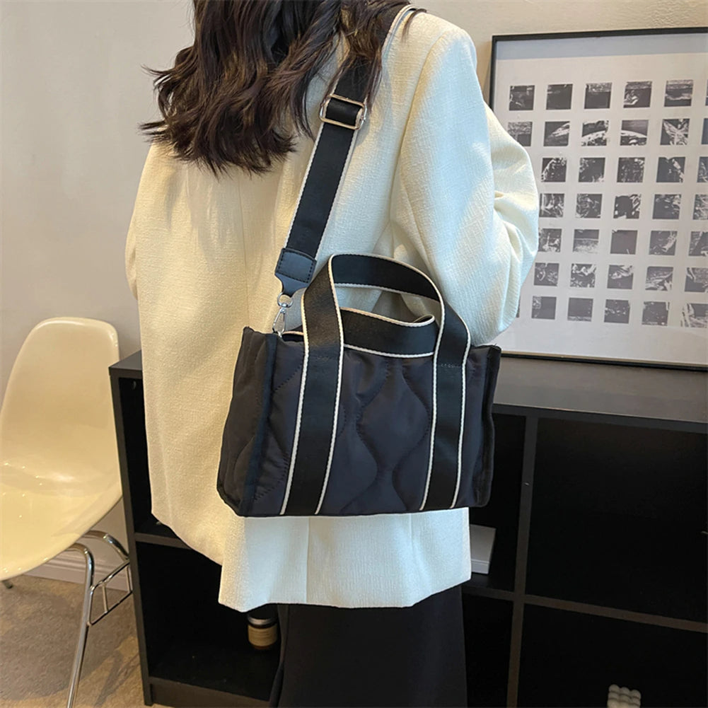 Junne | Crossbody Bag - By Qivii