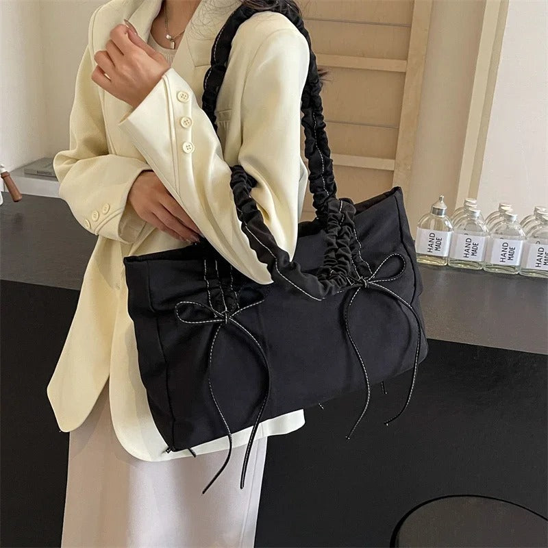 Noeda | Tote Bag - By Qivii