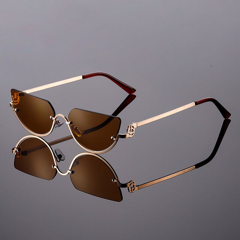Fiona Reverse Cat-Eye Shades - By Qivii