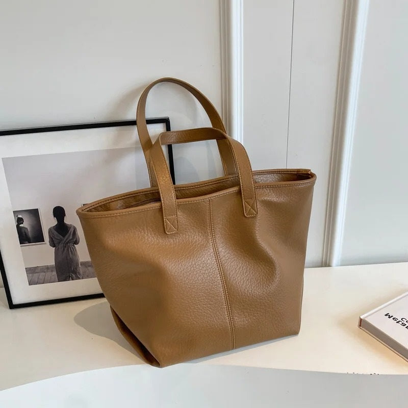 Manya | Tote Bag - By Qivii