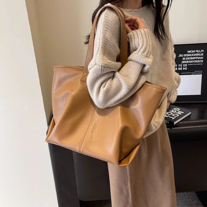 Manya | Tote Bag - By Qivii
