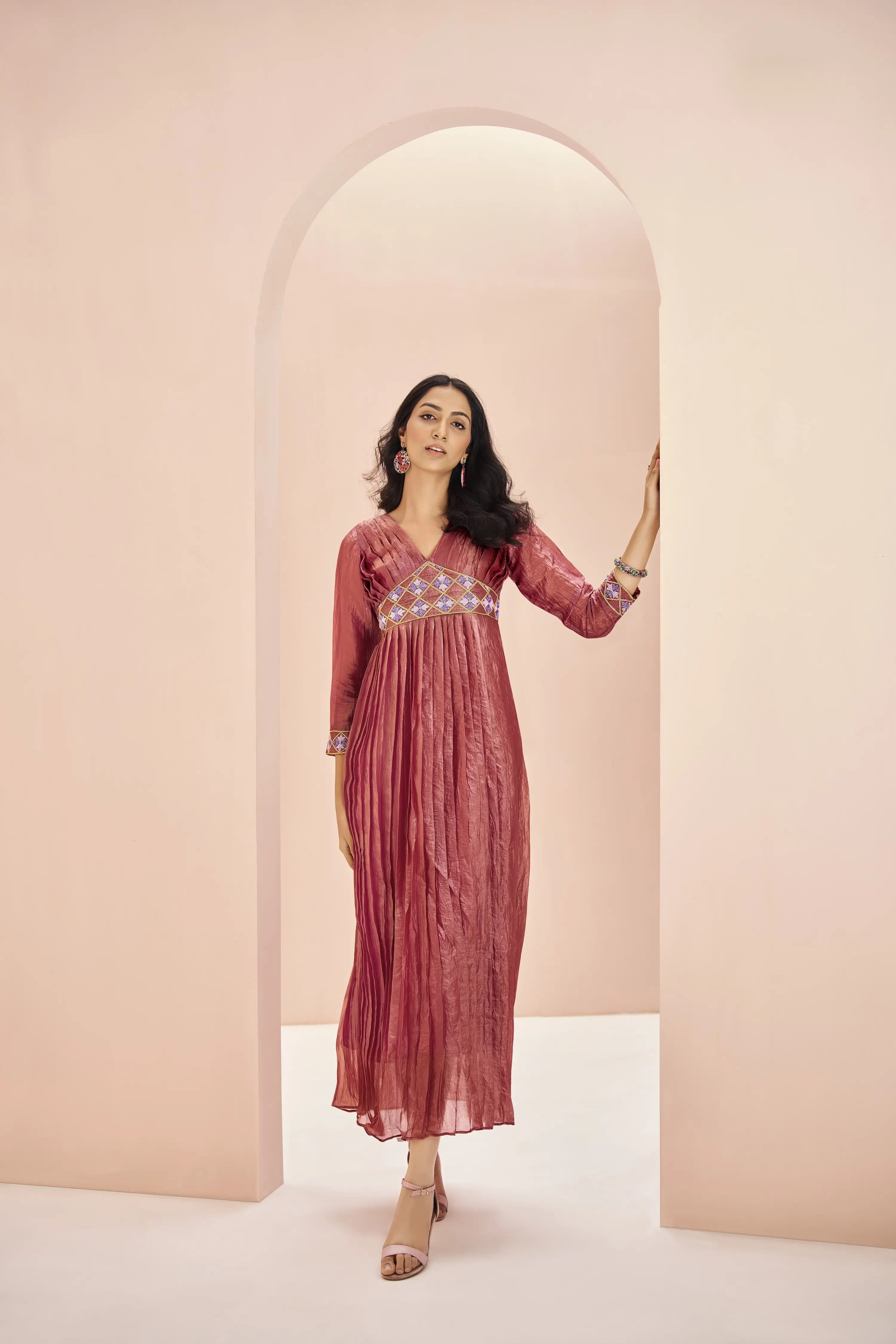 Coral Chinon Handwork Salwar Suit - qivii
