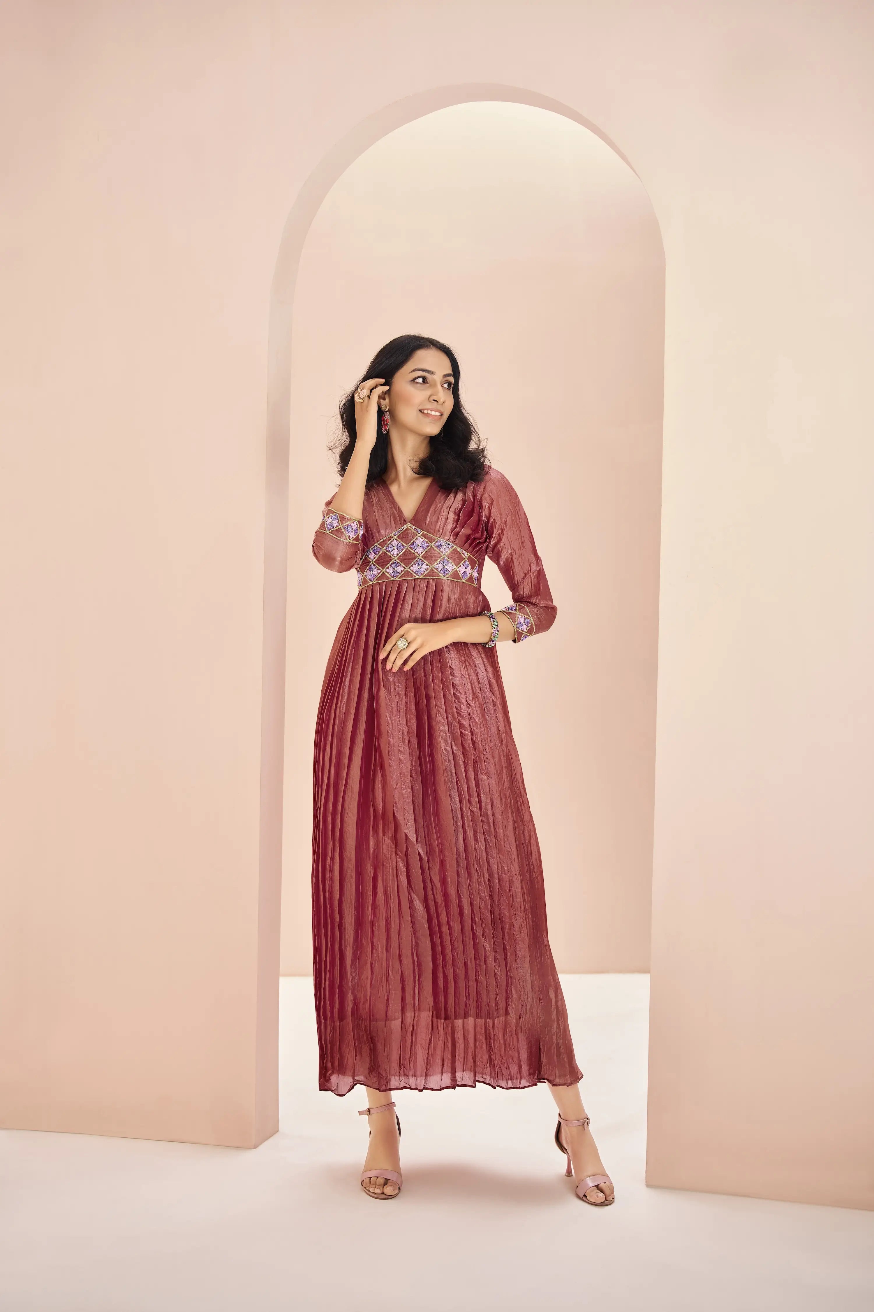 Coral Chinon Handwork Salwar Suit - qivii