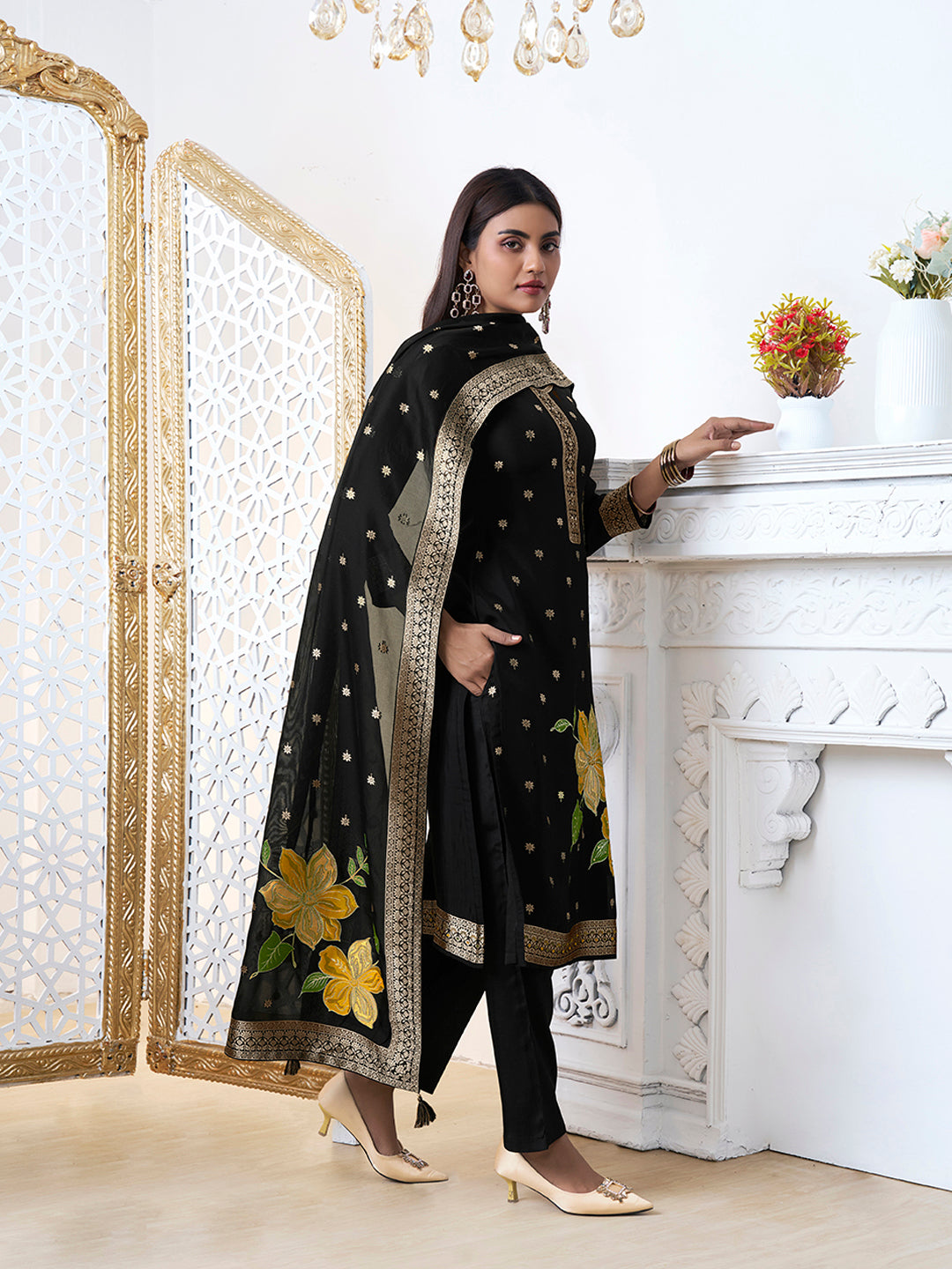 Black Organza Jacquard Floral Top Dyed Kurta Suit Set - qivii
