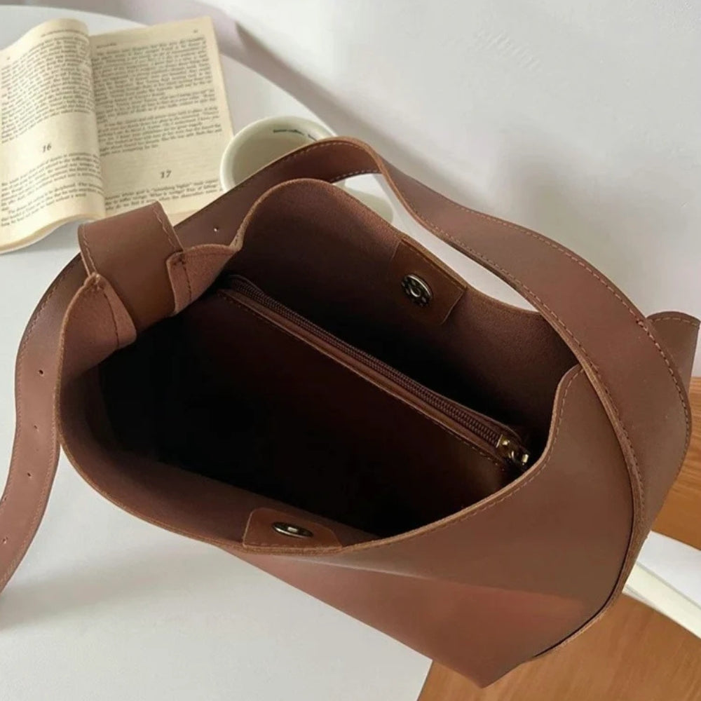 Ganna | Shoulder Bag - By Qivii
