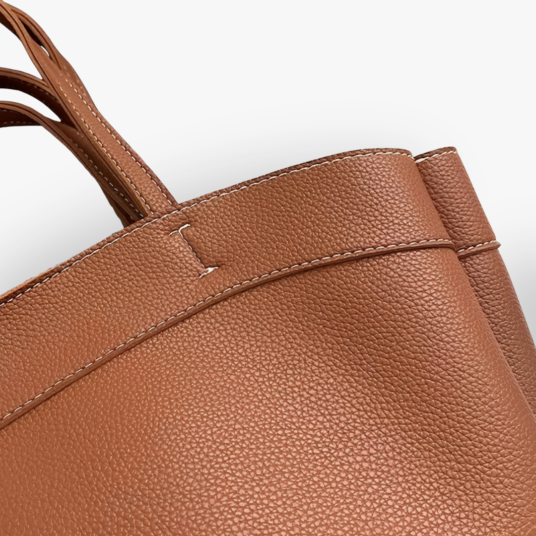 Aona | Tote Bag - By Qivii